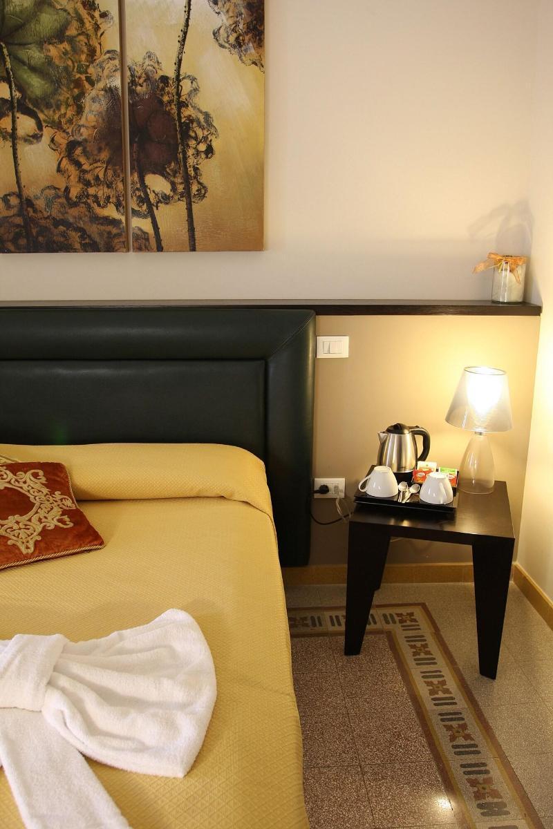 Abatellis Luxury Hotel Palermo Bagian luar foto