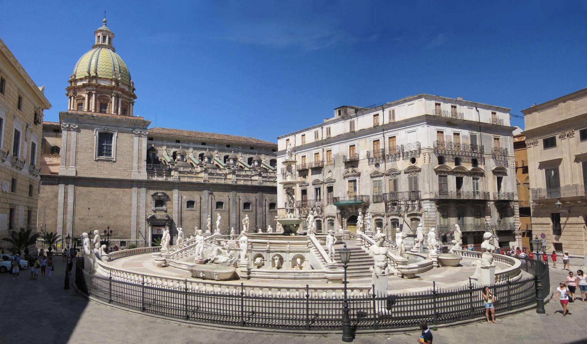 Abatellis Luxury Hotel Palermo Bagian luar foto